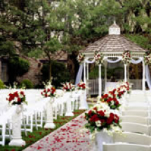 a-weddinggazebo250