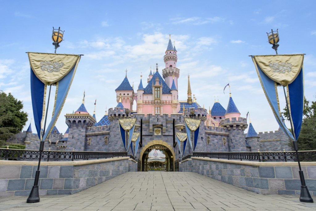 Anaheim Majestic Garden Hotel Opens April 29, 2021