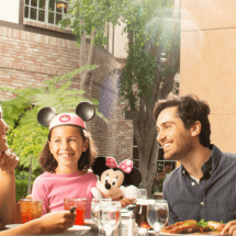 Other dining options at Anaheim Majestic Garden Hotel